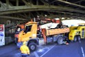 LKW blieb unter Bruecke haengen Koeln Deutz Deutz Muelheimerstr P144